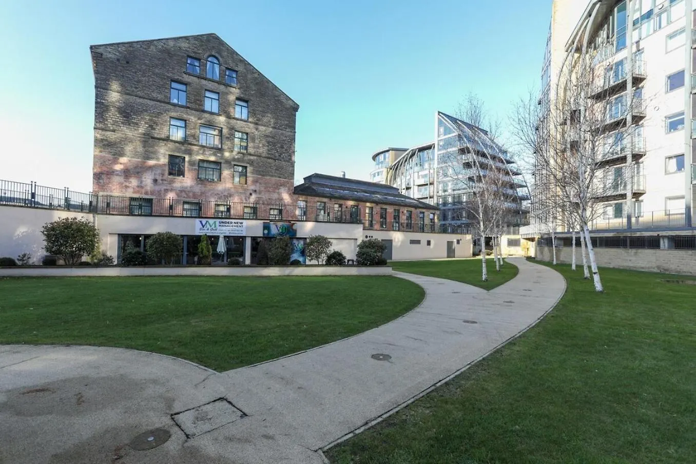 Victoria Mills Apartment Shipley 0*, Shipley (West Yorkshire)
